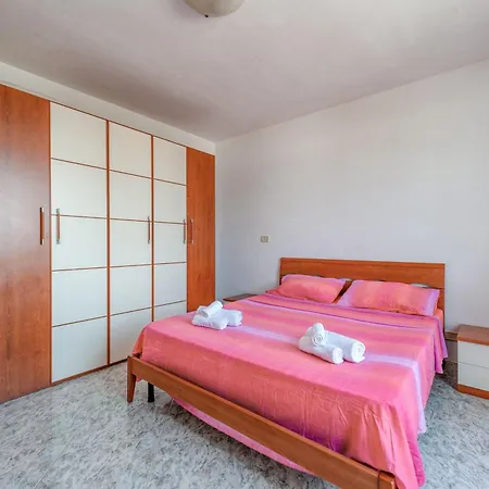 Apartamento Do Mestru Luccio Paola *